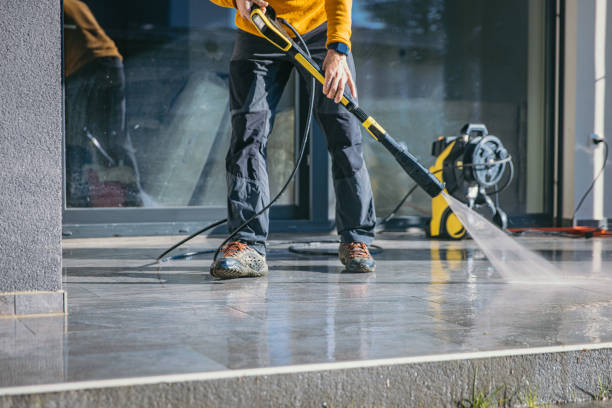 Best Driveway Pressure Washing  in Mayfield Heights, OH